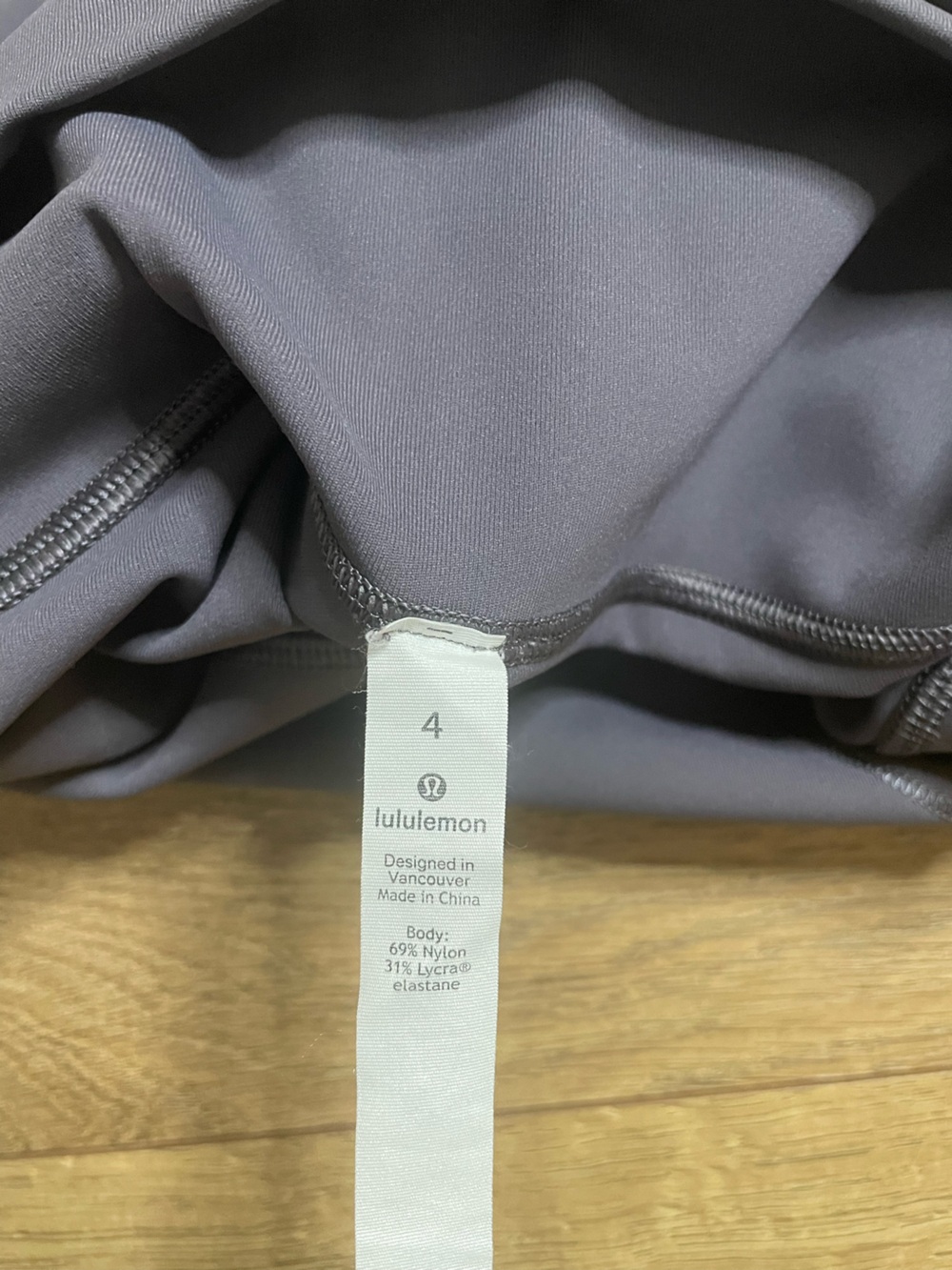Lululemon Wunder Under High Rise Leggings 28", Size 4- in solid charcoal gray - Picture 7 of 10